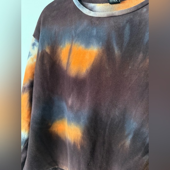 CircleX Tie Dye Cropped Pull Over Crewneck Sweatshirt Cute Spooky Fall Colors - Picture 2 of 11